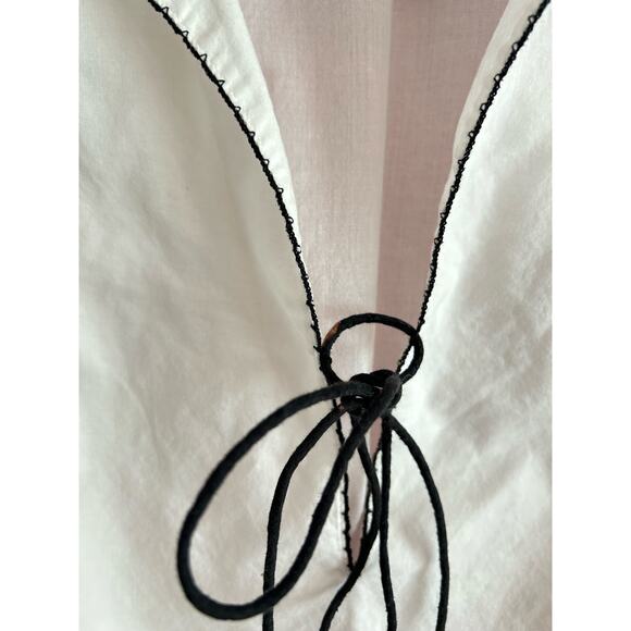 Theory White Black Cotton Lawn Jalinnie Popover Tunic V Neck Top Size Medium - Picture 7 of 14